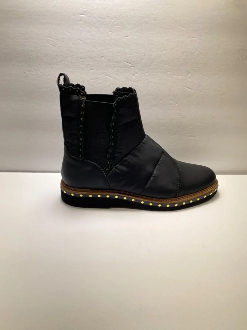 Free People Women's Atlas Puffer Chelsea Black Boot Sz 9